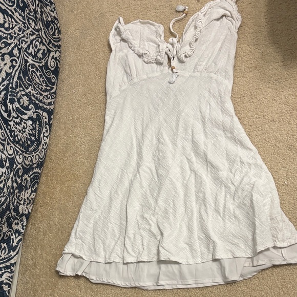Mustard Seed Dresses & Skirts - Mustard Seed White Textured Ruffle Backless Summer Dress